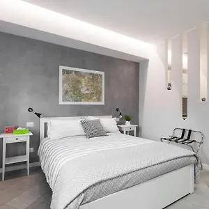 Interno 1 Roma Luxury Con Balcone Apartamento