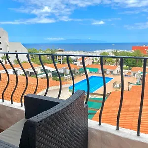 https://adeje-beach-apartament-parking.in-canary-islands.com