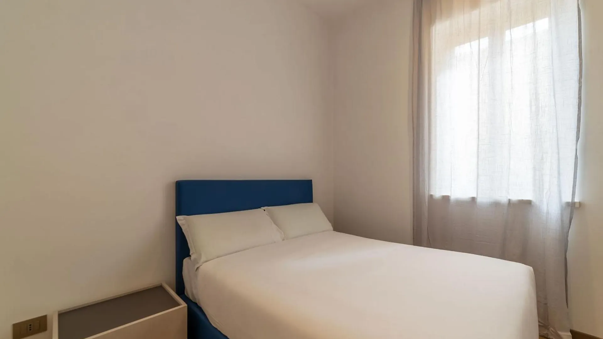 Joivy Cavour Luxury Apartments Rome 0*,  Italy