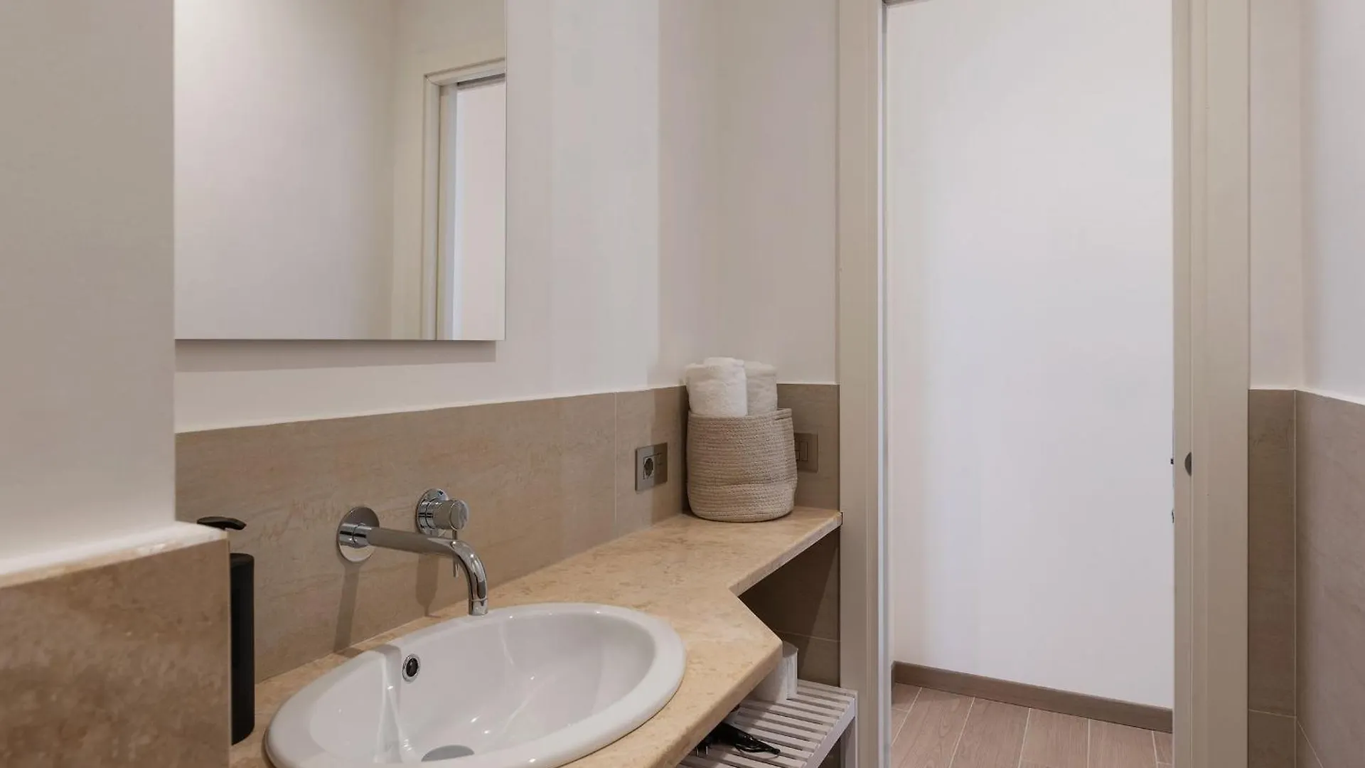 Joivy Cavour Luxury Apartments Rome